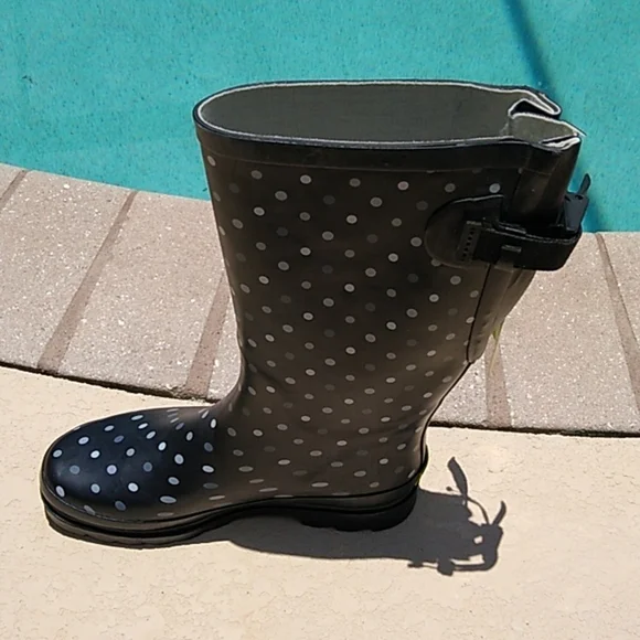 Women's Western Chief Simple Dot Rain Boots Size 6 M - Picture 2 of 5